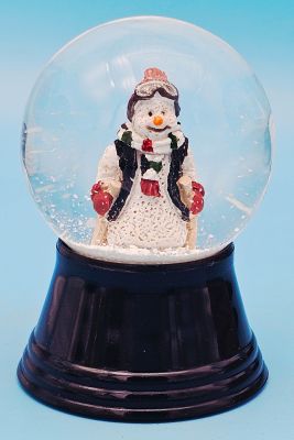 45 P Schneemann auf Ski