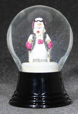 80 P Schneemann auf Ski