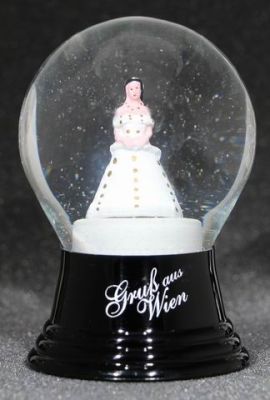 80 P Kaiserin Elisabeth  stehend