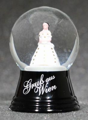 45 P Kaiserin Elisabeth stehend